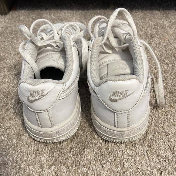 Kids Air Force 1’s size 13c - Picture 3 of 5